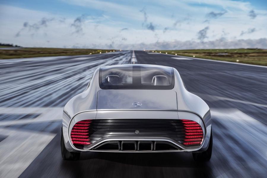  Mercedes-Benz Concept IAA 2015 года  (фото 36 из 55)